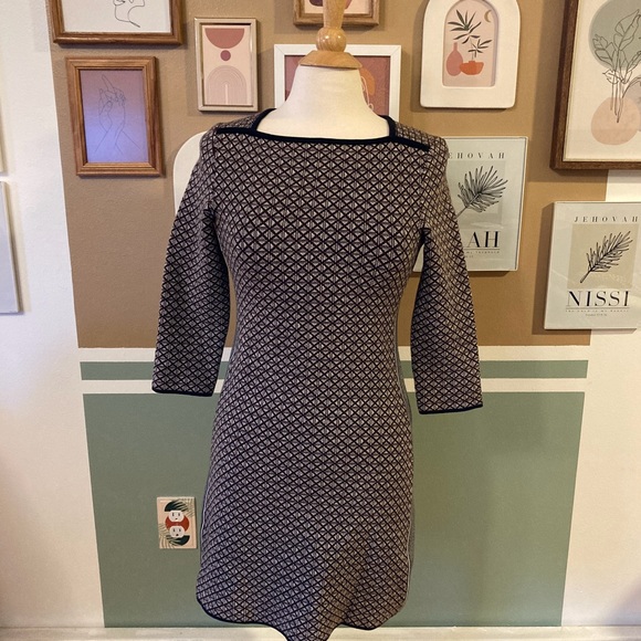 Tory Burch Shadow Mix Geo Jacquard Print Dress - Picture 3 of 12